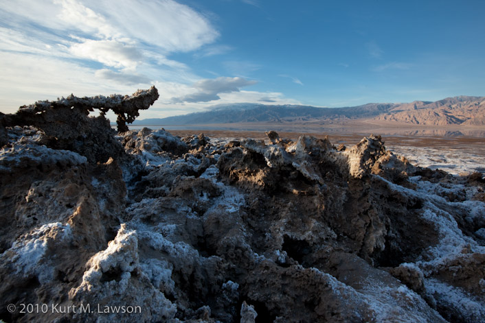 Mud and salt encrustations