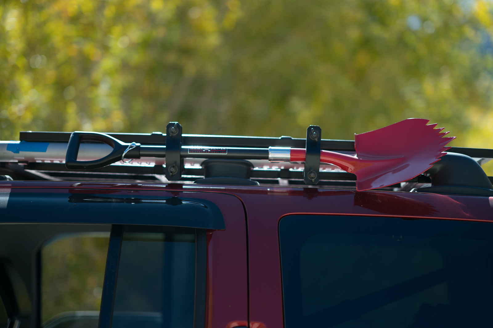 spikey pointed shovel by crazy beaver tools